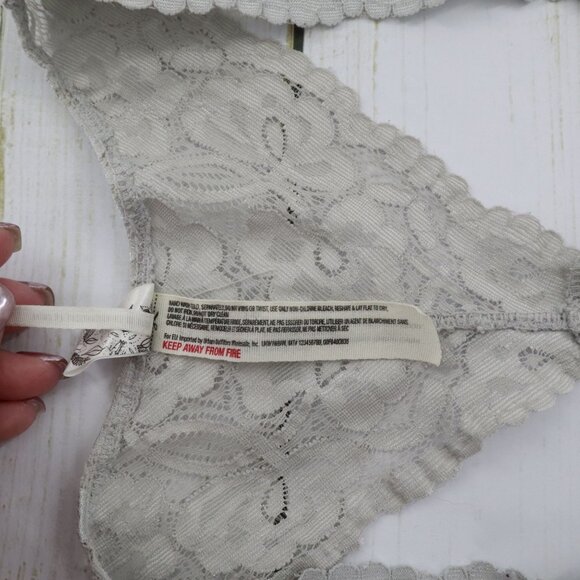 Free People Express Lace Racerback Bralette Set Of 3 Small Dainty Fairy Grunge - Picture 13 of 16